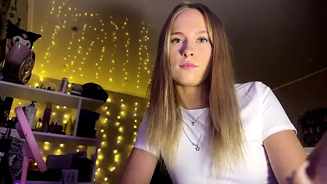 amily sunray online show from 02-08-26, 03:21