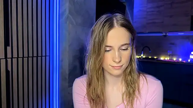 Snapshot of amily_sunray chatting on 05-18-26, 04:34 amily sunray online show from 05-18-26, 04:34