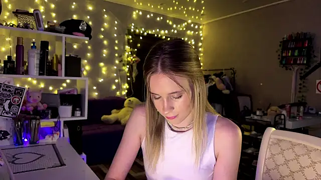 amily sunray online show from 02-25-26, 02:17