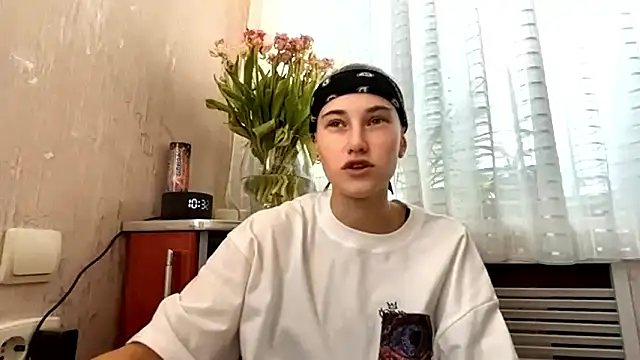 DannieColla online show from 03-18-26, 07:33