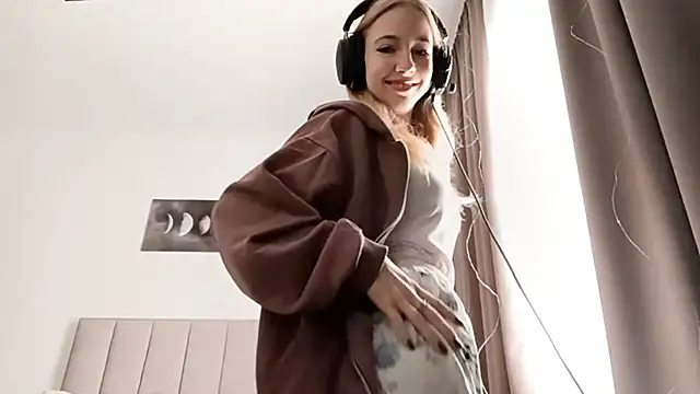 Snapshot of WackyNome chatting on 02-16-26, 06:12 WackyNome online show from 02-16-26, 06:12