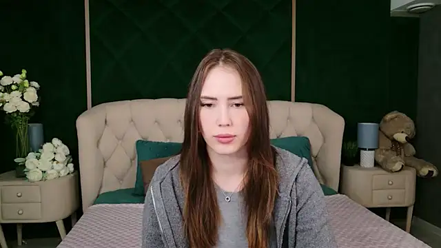 Snapshot of Arielle_Vade chatting on 04-22-26, 05:14 Arielle Vade online show from 04-22-26, 05:14