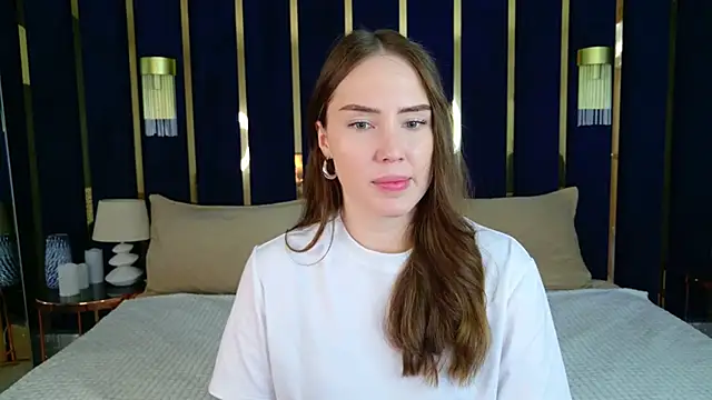 Arielle Vade online show from 04-14-26, 05:23