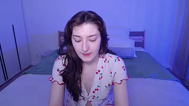 RosieGloom online show from 04-15-26, 12:49