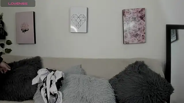 Alexaalove 1 online show from 02-28-26, 12:38