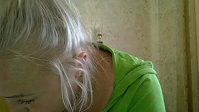 Snapshot of CurvyWild_Lady30 chatting on 06-02-26, 11:10 CurvyWild Lady30 online show from 06-02-26, 11:10
