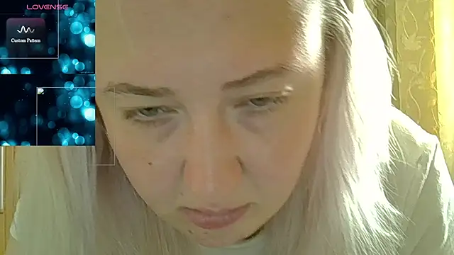 Snapshot of CurvyWild_Lady30 chatting on 06-12-26, 10:13 CurvyWild Lady30 online show from 06-12-26, 10:13