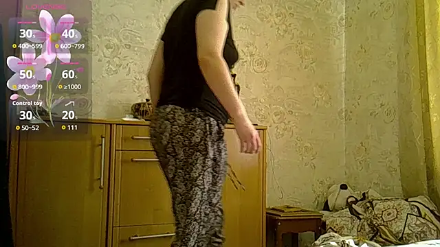 CurvyWild Lady30 online show from 03-28-26, 10:05