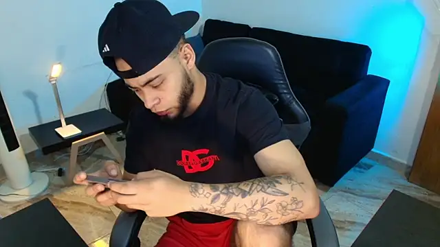 Xanderstone00 online show from 03-19-26, 01:33