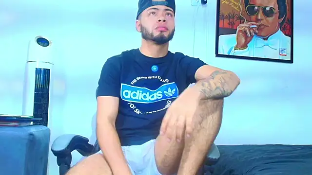 Xanderstone00 online show from 03-05-26, 04:42