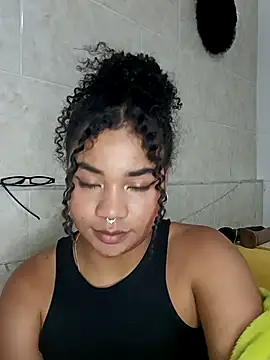 BrianaSweetxxx online show from 04-11-26, 07:56