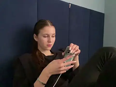 LinaWills online show from 03-02-26, 12:56