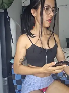 Alannys19 online show from 06-14-26, 02:08