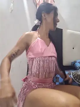 Alannys19 online show from 02-18-26, 04:21