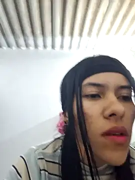 Alannys19 online show from 02-19-26, 03:58