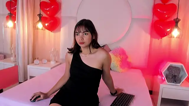 ValeriaMartins online show from 02-12-26, 07:46