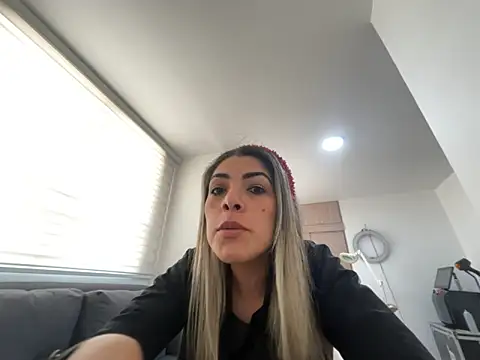 Encantadora Eva online show from 02-11-26, 08:52