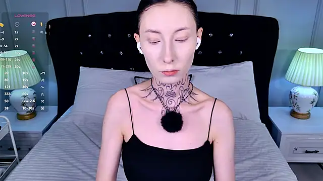 roxy morrison x online show from 05-03-26, 03:44