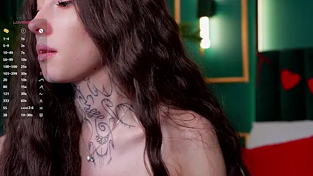 Snapshot of roxy_morrison_x chatting on 02-16-26, 05:55 roxy morrison x online show from 02-16-26, 05:55