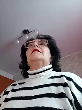 xMaryxAnne online show from 03-31-26, 09:44