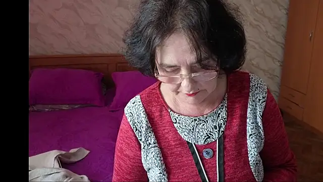 xMaryxAnne online show from 04-17-26, 12:08