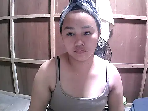 Cloudette 17 online show from 02-21-26, 05:42