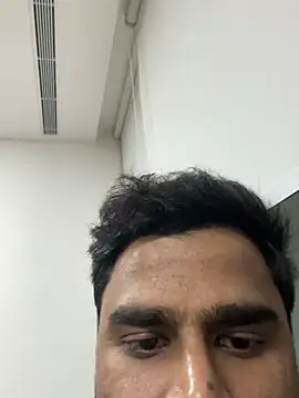 hassuniii online show from 02-09-26, 03:43