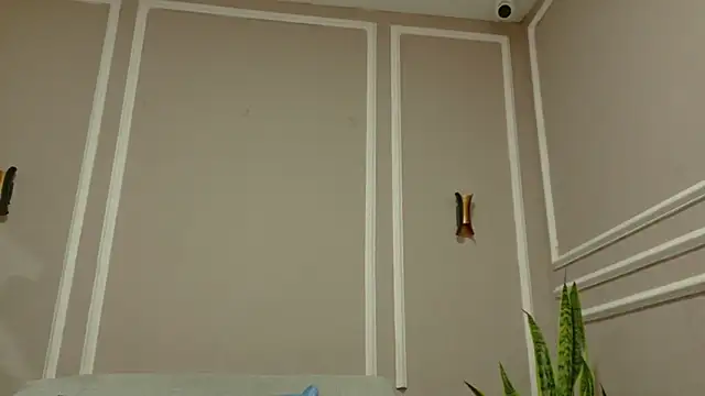 SuzyFox  online show from 04-14-26, 08:03