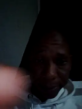 smallt98 online show from 02-14-26, 10:54