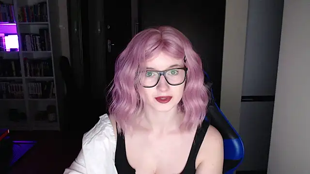 LunaXcherry online show from 03-23-26, 05:35