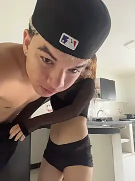 VelvetPassion online show from 04-16-26, 09:39