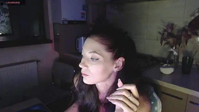 Snapshot of AyanaGrumpix chatting on 06-15-26, 12:33 AyanaGrumpix online show from 06-15-26, 12:33
