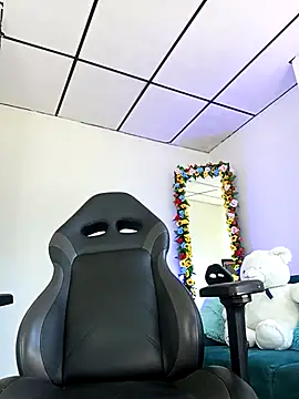 Queen Elektra online show from 03-16-26, 09:06