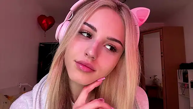 Evva mayy online show from 02-26-26, 11:54