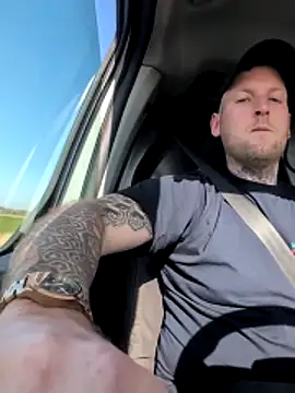 Snapshot of dave32000 chatting on 03-04-26, 11:40 dave32000 online show from 03-04-26, 11:40