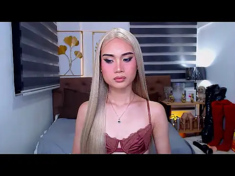 Snapshot of JuicyCockThea chatting on 04-29-26, 01:15 JuicyCockThea online show from 04-29-26, 01:15