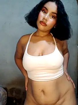 amandaa 21 online show from 04-18-26, 03:42