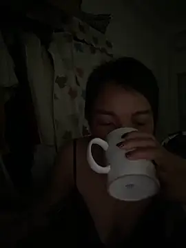 Strawberry-wet online show from 03-29-26, 12:12