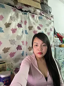 Strawberry-wet online show from 03-10-26, 02:10