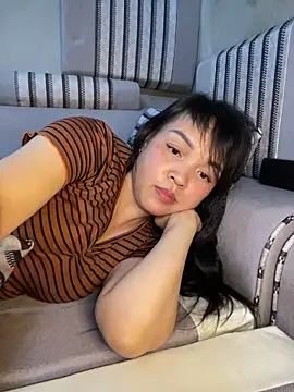 Strawberry-wet online show from 03-01-26, 12:49