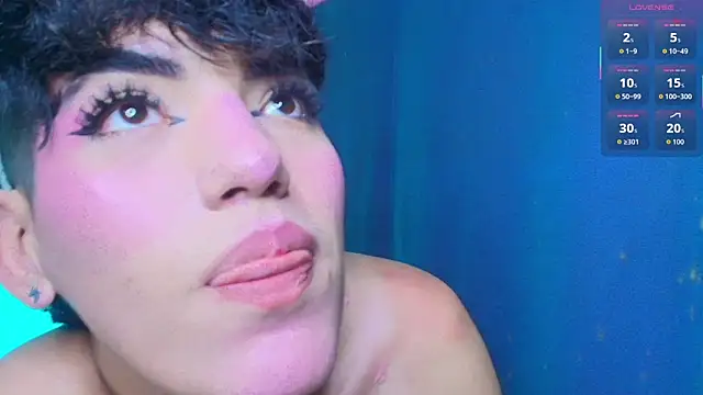 max femboy online show from 04-13-26, 03:21