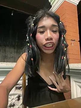 Queenoflustx online show from 08-03-26, 05:41