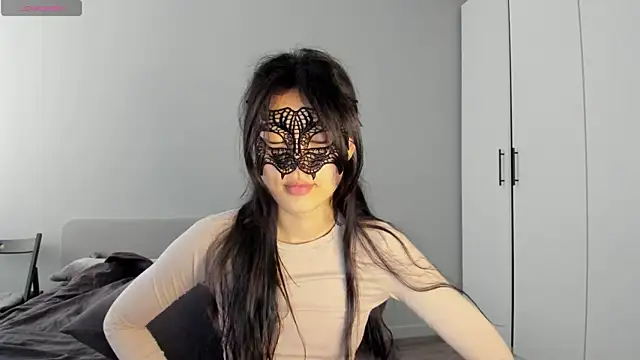 Snapshot of HelenBlazeTrt chatting on 06-15-26, 02:12 HelenBlazeTrt online show from 06-15-26, 02:12