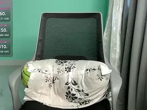 Romantic-Rascal online show from 03-17-26, 07:11