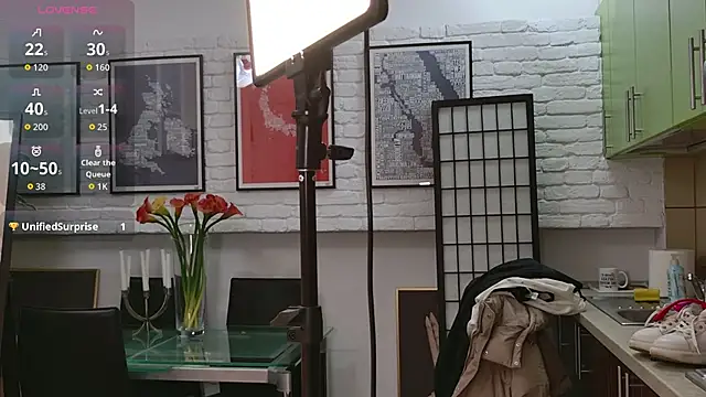 Snapshot of NicolePalm chatting on 03-04-26, 04:53 NicolePalm online show from 03-04-26, 04:53