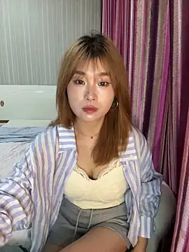 Snapshot of A-cola chatting on 05-15-26, 02:48 A-cola online show from 05-15-26, 02:48