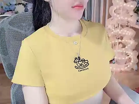 Snapshot of Agnelyn___ chatting on 07-15-26, 01:51 Agnelyn online show from 07-15-26, 01:51