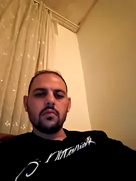 Snapshot of Alisclik chatting on 04-30-26, 09:19 Alisclik online show from 04-30-26, 09:19