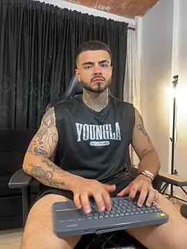 Benjii Carter1 online show from 03-07-26, 03:35