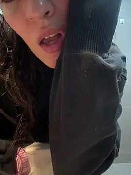 justinahallo online show from 05-16-26, 04:11